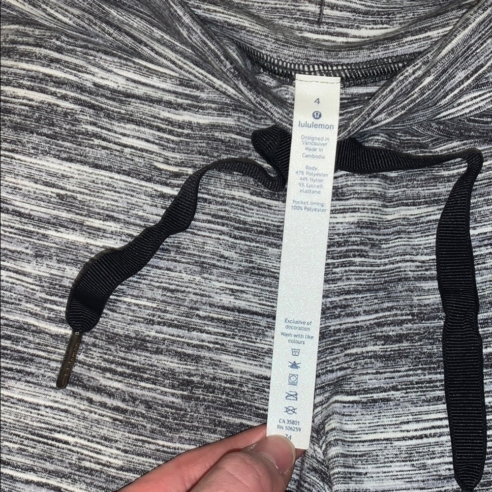 NWOT Lululemon joggers - Picture 3 of 4
